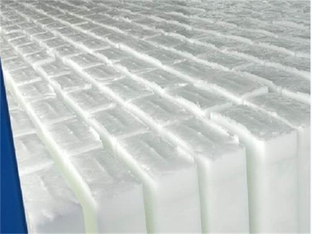 揭秘西城良臣制冰厂：降温冰块背后的神秘制作工艺